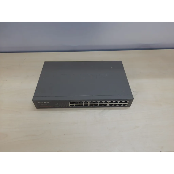 TP-Link 24-Port Switch (Model : TL-SF1024)